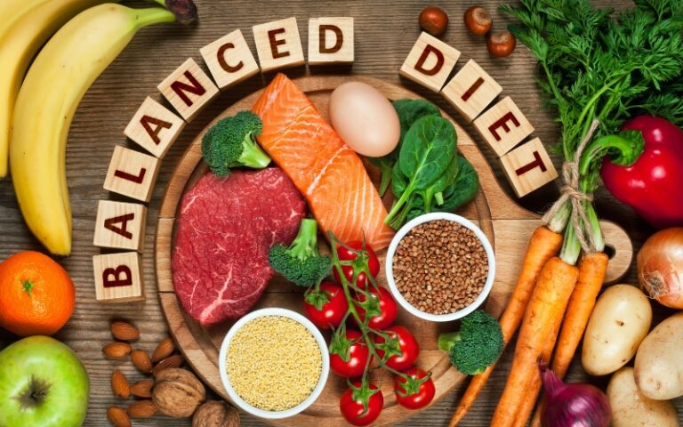 The Importance of a Balanced Diet: Nutritional Tips for a Healthy Life